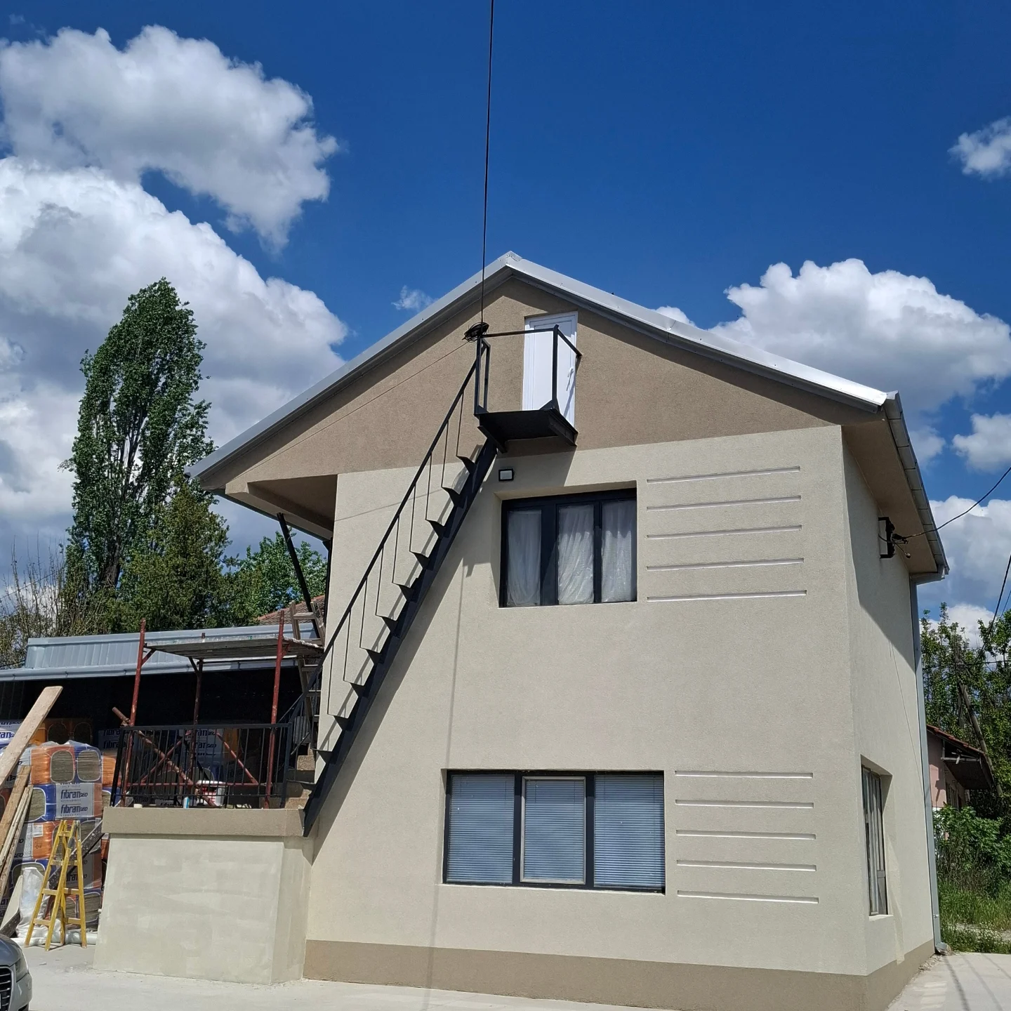 IB Premium Art канцеларија